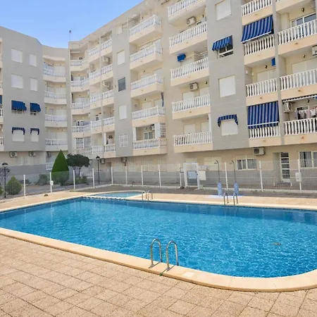 El Barco: Zona Residencial. * Τορεβιέχα